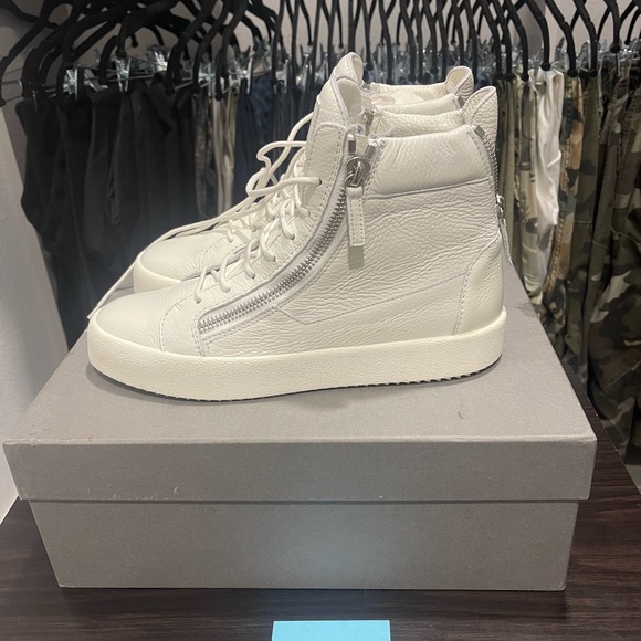 Giuseppe Zanotti White May London High-Top Silver Zipper Sz 43/10 Designer - Picture 3 of 15